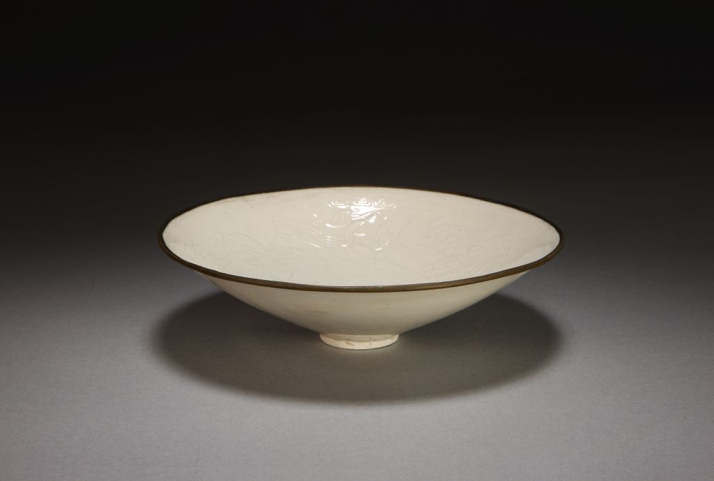 图片[1]-Ding Kiln White Glaze Printing Phoenix Title Pattern Bamboo Bowl-China Archive